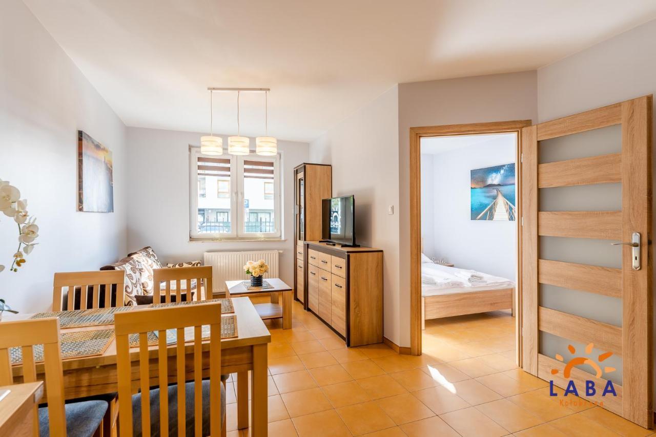Laba Kolobrzeg Apartamenty Bursztynowe Z Miejscami Postojowymi Exterior photo