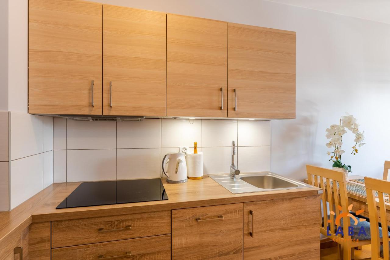 Laba Kolobrzeg Apartamenty Bursztynowe Z Miejscami Postojowymi Exterior photo